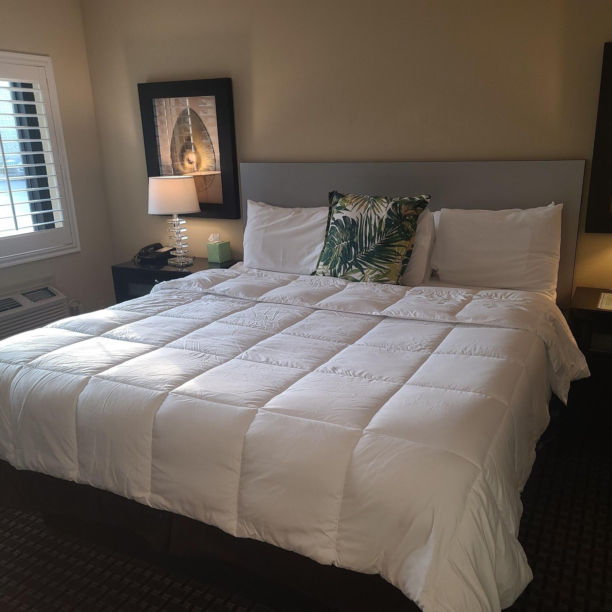 Sole Inn And Suites Пенсакола Екстериор снимка