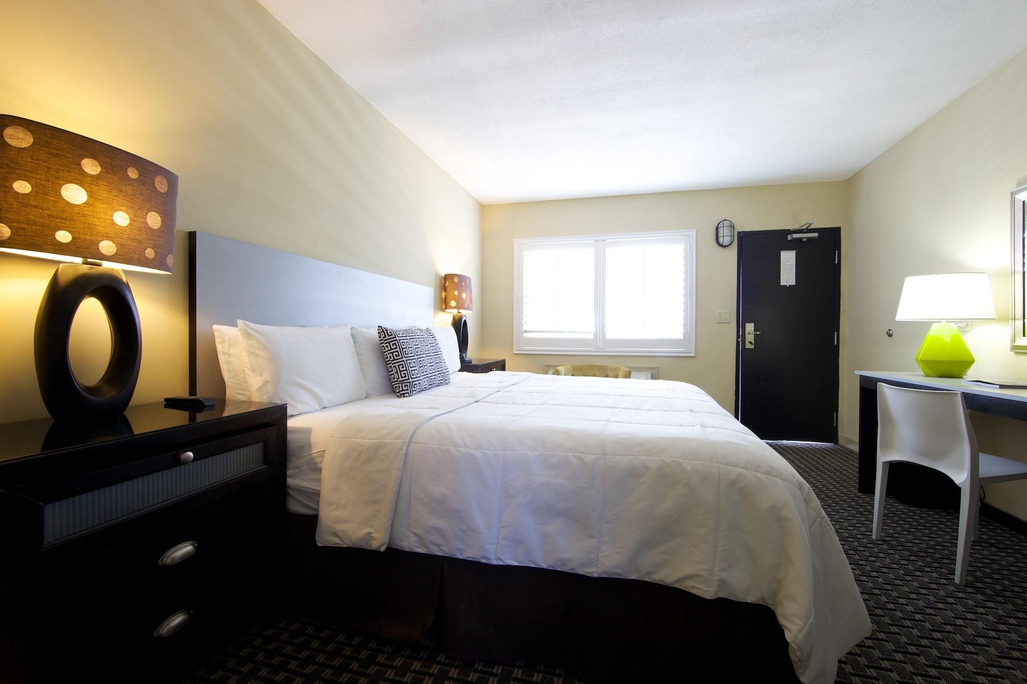 Sole Inn And Suites Пенсакола Екстериор снимка
